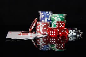 Antarmuka permainan Domino QQ di cetar4d menampilkan tata letak kartu dan papan permainan